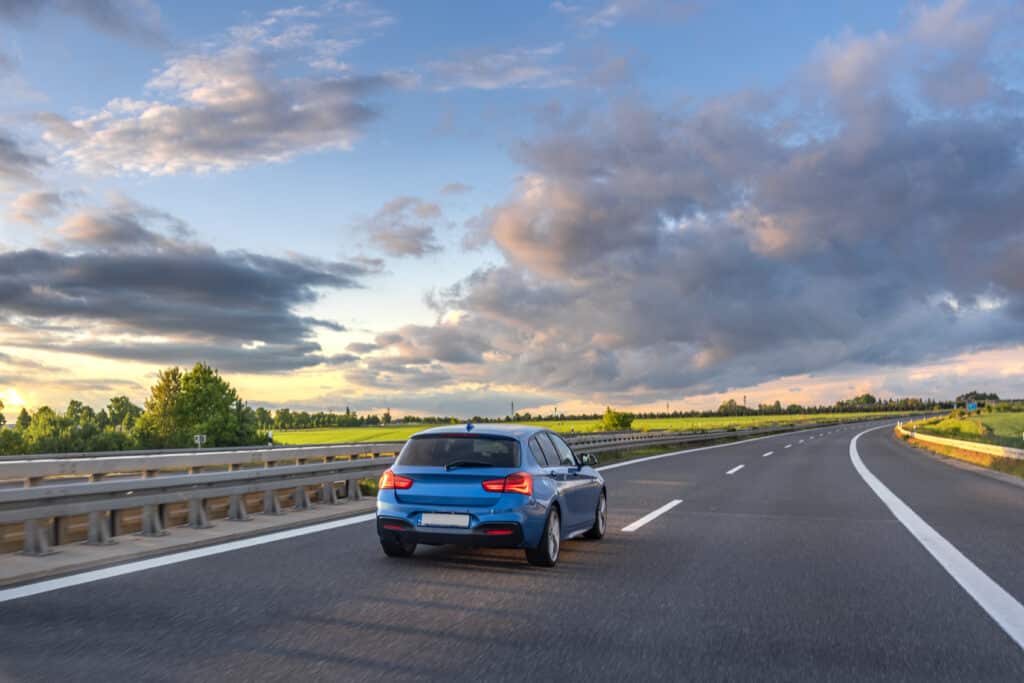 Pegar estrada exige cuidados antes da viagem além da manutenção do carro. Confira a lista completa.